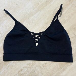 NWT no boundaries black bralette size small